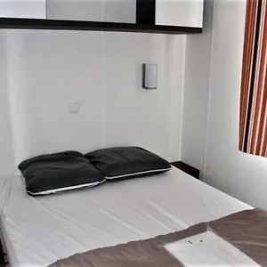 chalet-3-etoiles-piscine-eeebae.midi-pyreneeshotels.com/