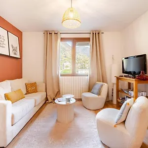 Appartement Au Centre Cosy Et Neuf Proche Station Parking Terasse, Taninges